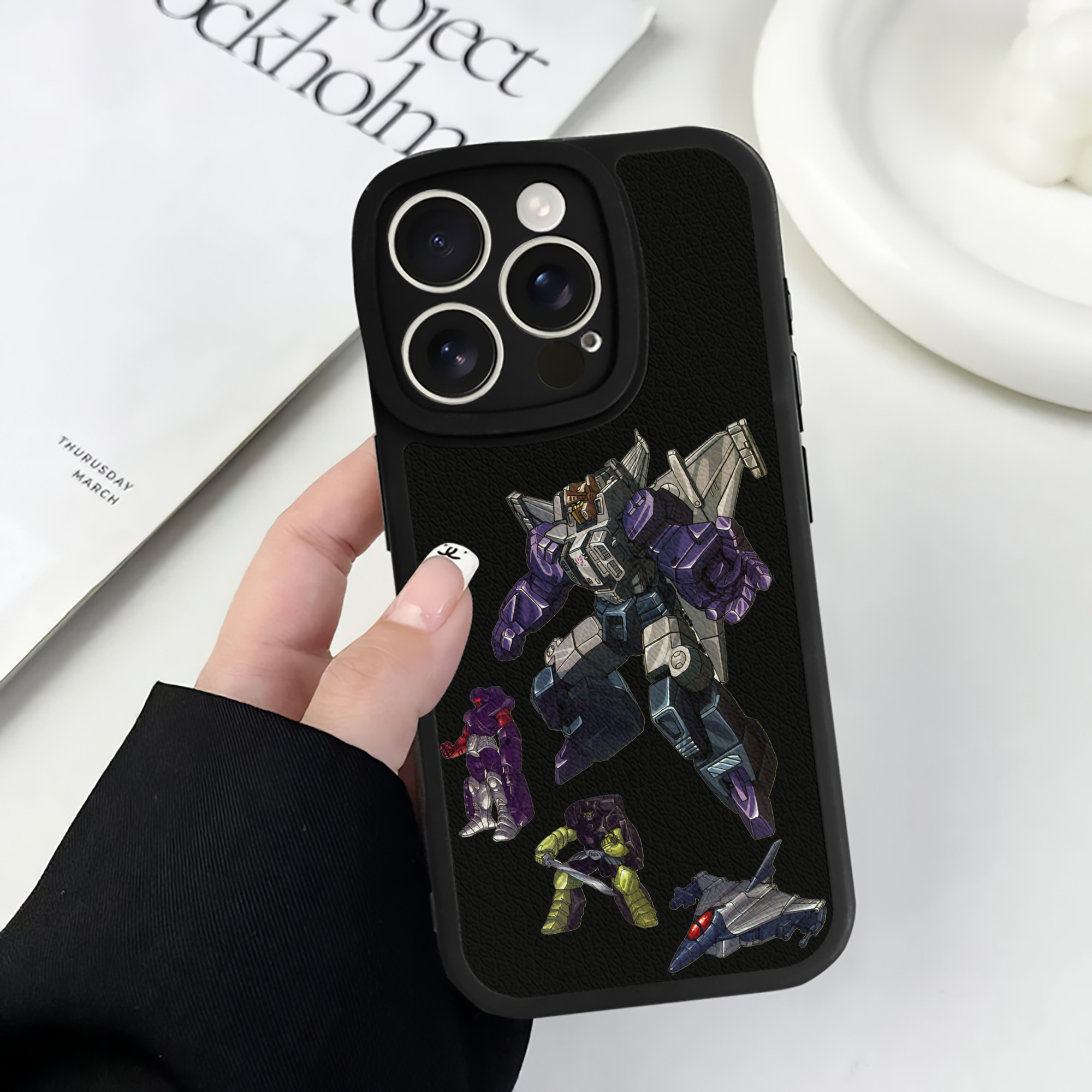 （画像用）  【iPhone 16シリーズ対応】シリコンスマホケース（レザー調） 材質：シリコン